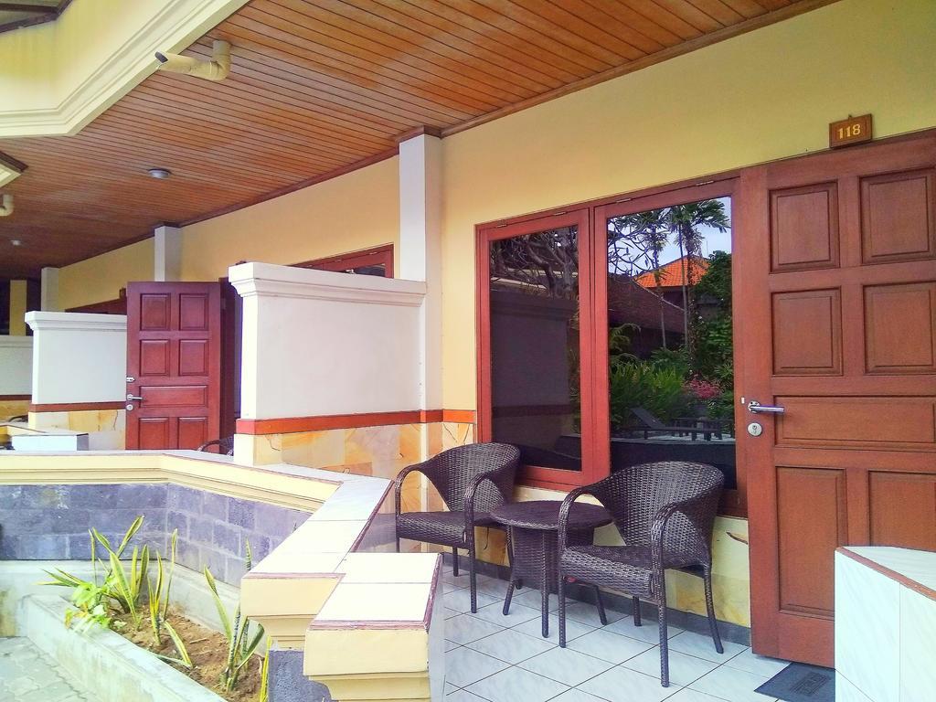 Paradiso Beach Inn Kuta  Exterior photo